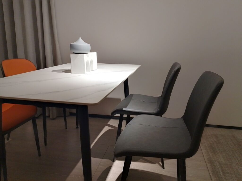 table a manger ceramique inrayable pas cher